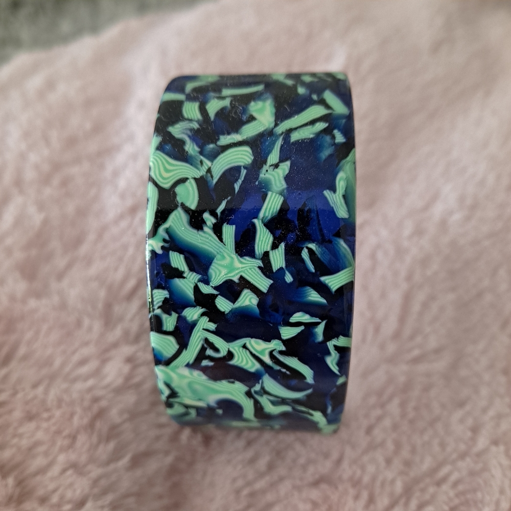Acrylic bangle